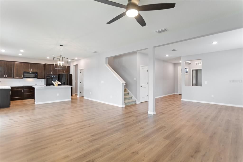 For Sale: $464,990 (6 beds, 3 baths, 3016 Square Feet)