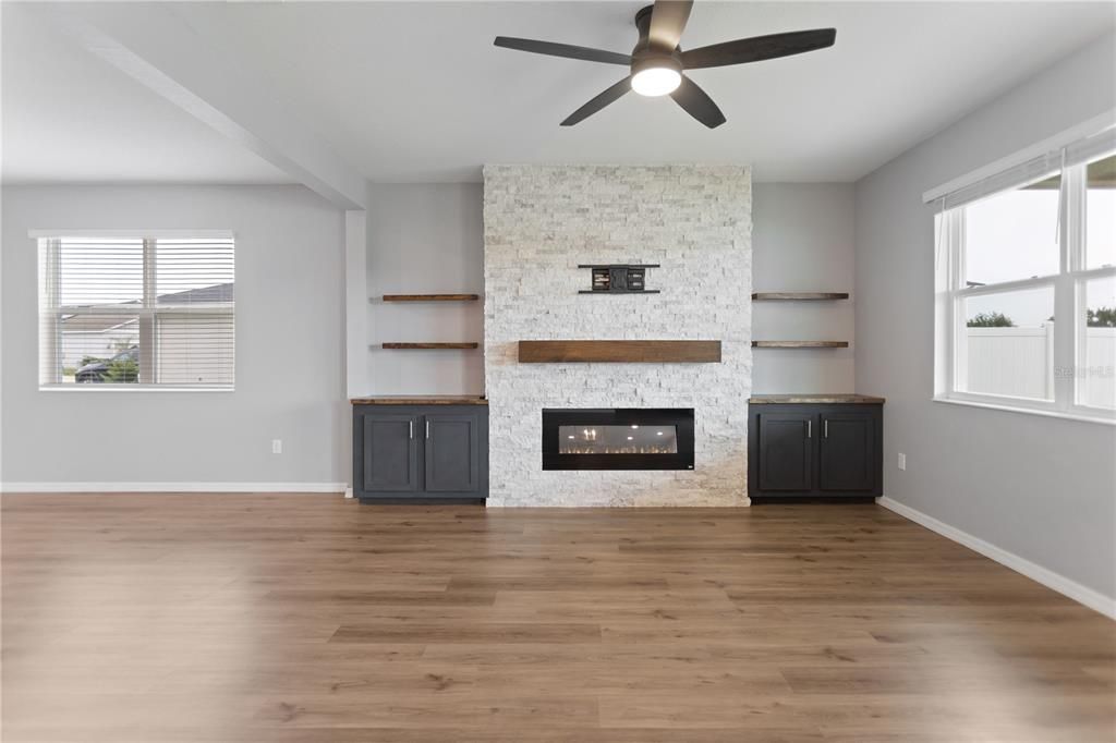 For Sale: $464,990 (6 beds, 3 baths, 3016 Square Feet)