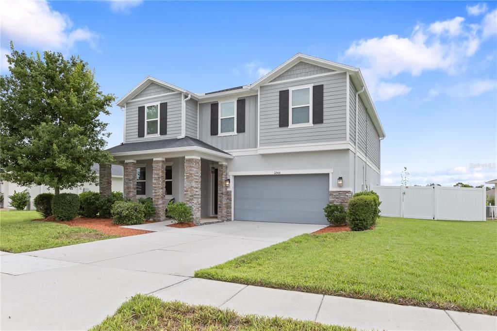 For Sale: $464,990 (6 beds, 3 baths, 3016 Square Feet)
