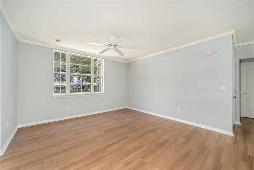 En Venta: $279,000 (1 camas, 1 baños, 1057 Pies cuadrados)