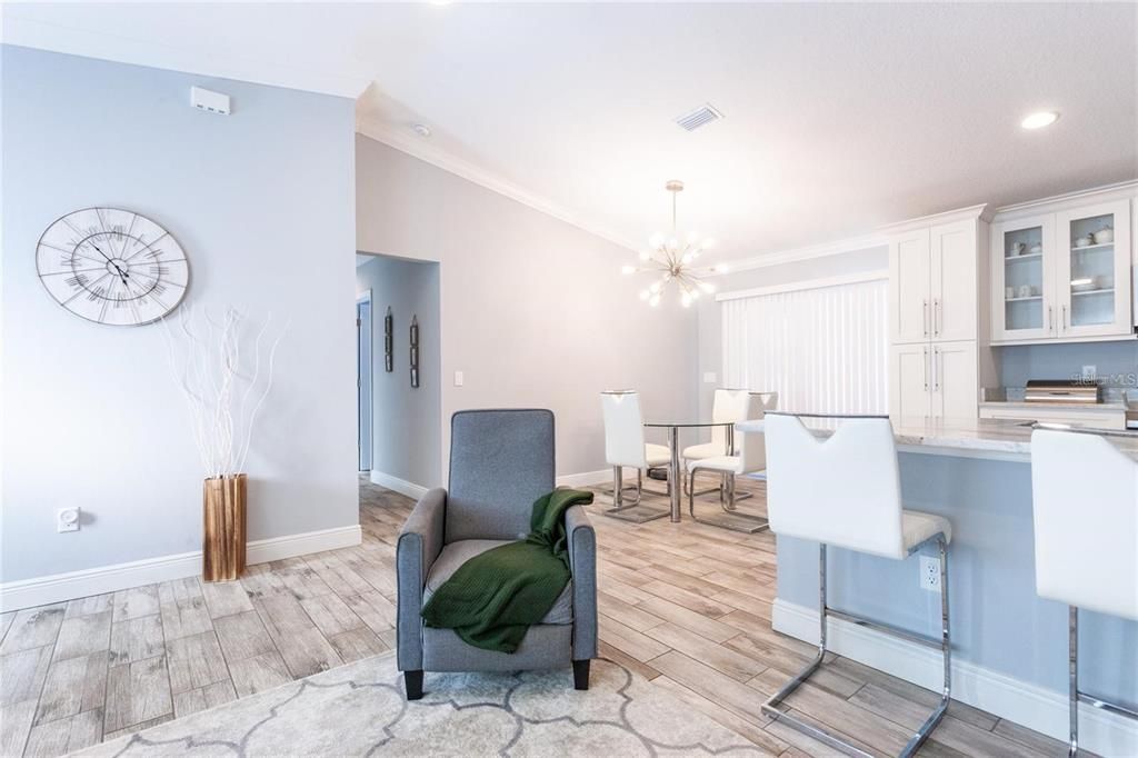 For Sale: $239,900 (3 beds, 2 baths, 1225 Square Feet)