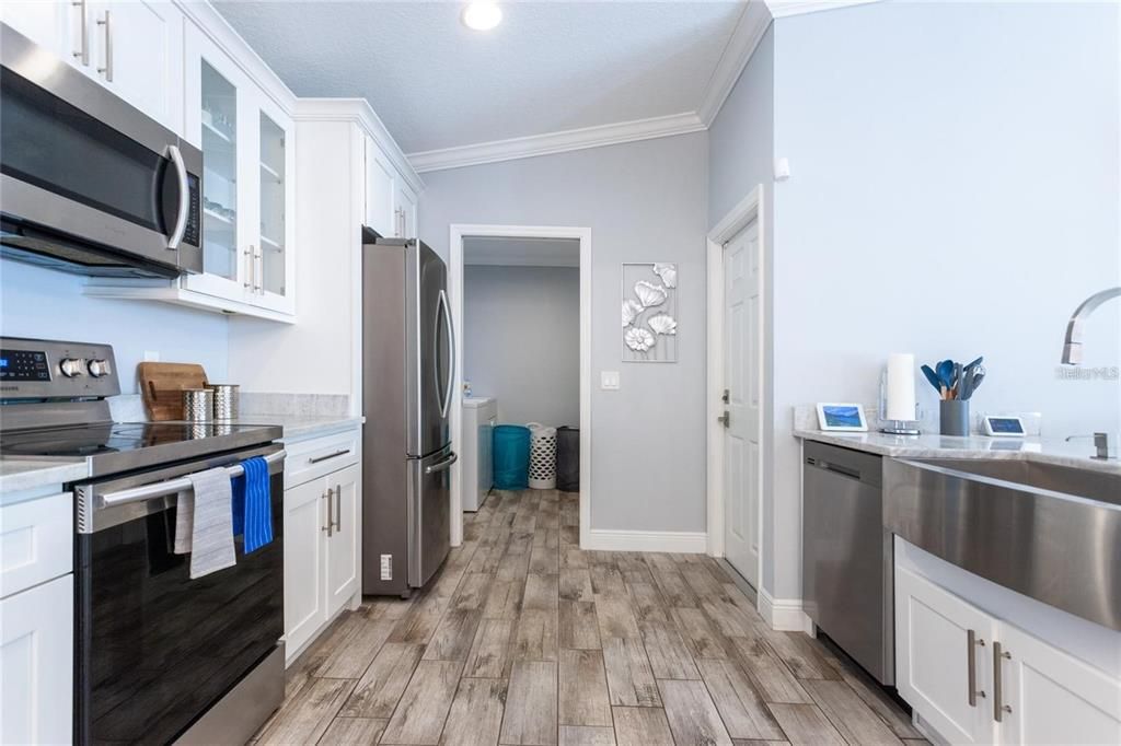 For Sale: $239,900 (3 beds, 2 baths, 1225 Square Feet)