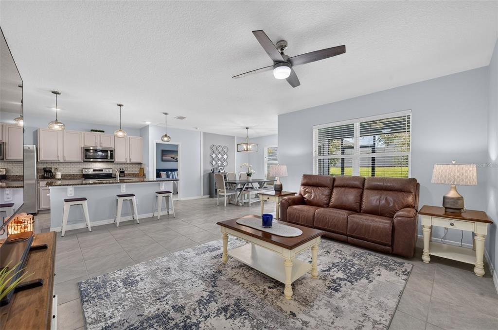 For Sale: $394,500 (3 beds, 2 baths, 1651 Square Feet)