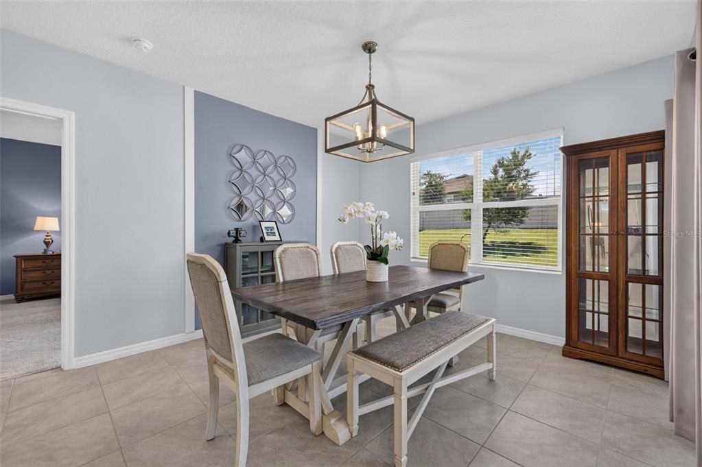 For Sale: $394,500 (3 beds, 2 baths, 1651 Square Feet)