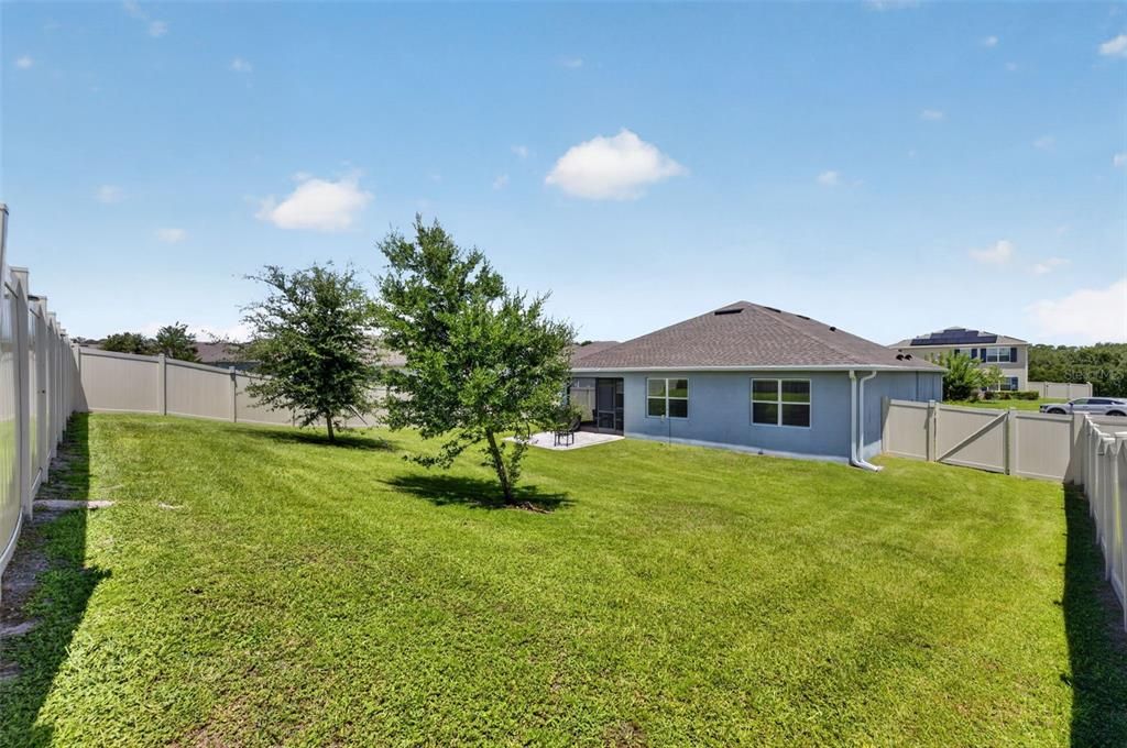 For Sale: $394,500 (3 beds, 2 baths, 1651 Square Feet)