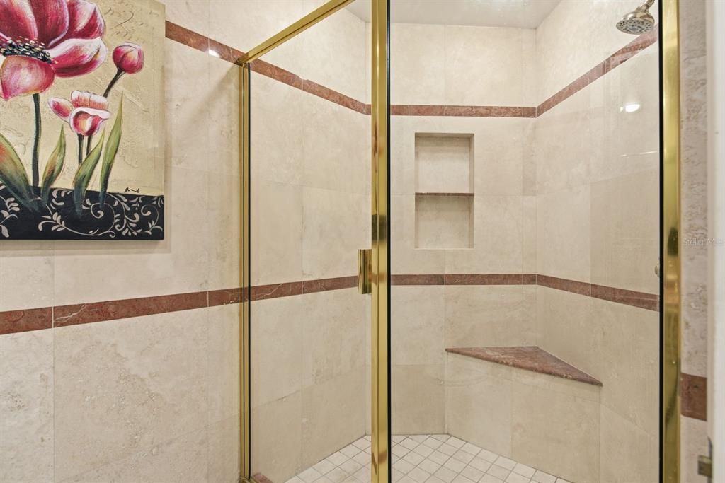 For Sale: $445,000 (2 beds, 2 baths, 1375 Square Feet)