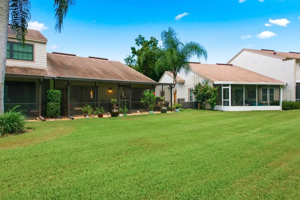 For Sale: $445,000 (2 beds, 2 baths, 1375 Square Feet)