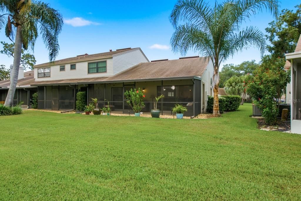 For Sale: $445,000 (2 beds, 2 baths, 1375 Square Feet)