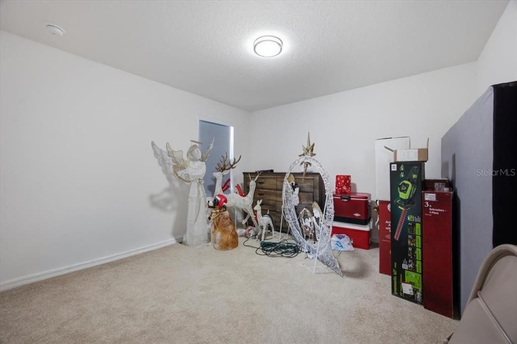 For Sale: $450,000 (4 beds, 2 baths, 2248 Square Feet)