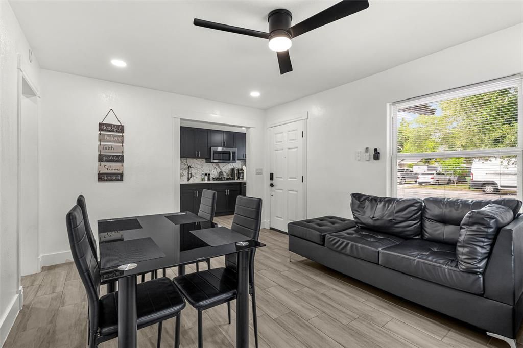 For Sale: $735,000 (5 beds, 5 baths, 1983 Square Feet)