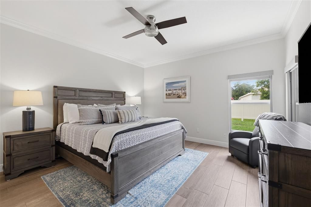 For Sale: $399,900 (3 beds, 2 baths, 1923 Square Feet)