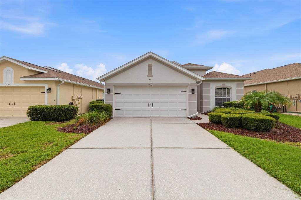 For Sale: $399,900 (3 beds, 2 baths, 1923 Square Feet)