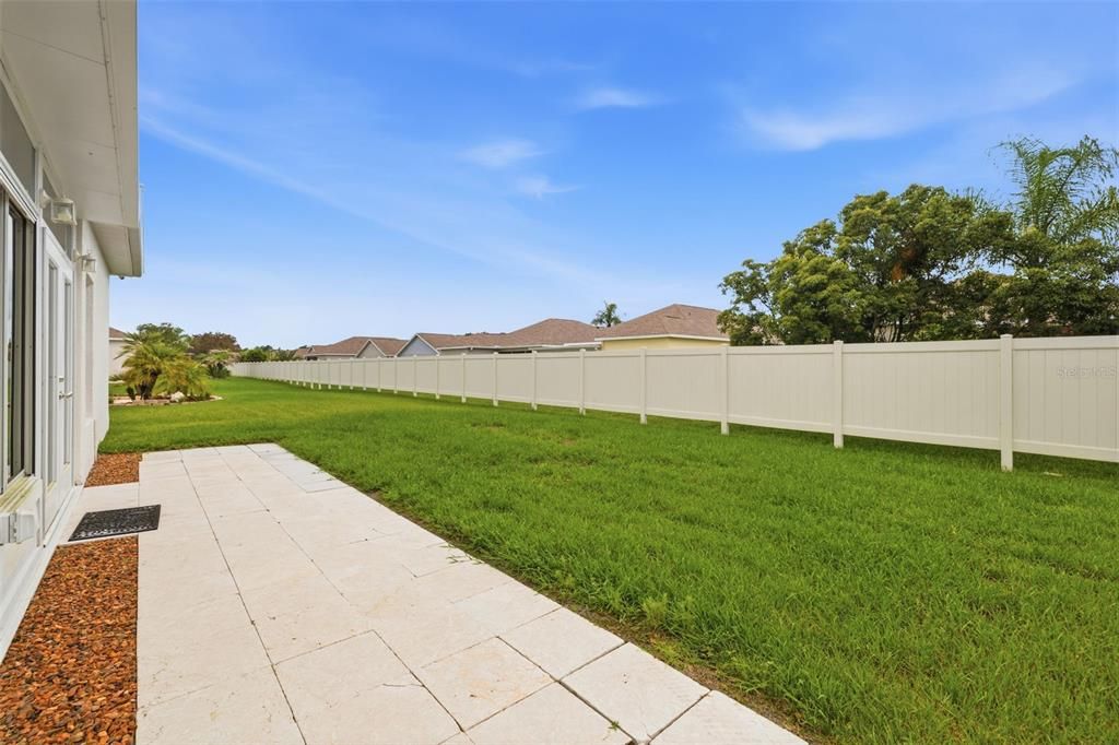 For Sale: $399,900 (3 beds, 2 baths, 1923 Square Feet)