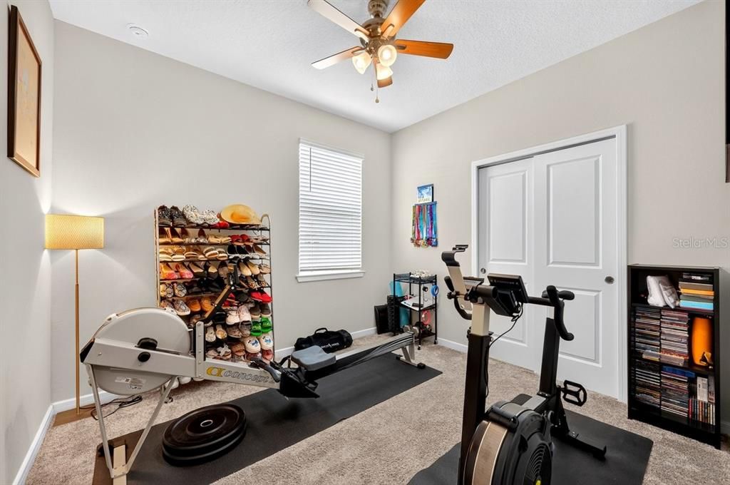 For Sale: $379,000 (4 beds, 2 baths, 1844 Square Feet)