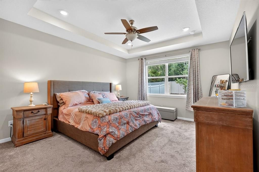 For Sale: $379,000 (4 beds, 2 baths, 1844 Square Feet)