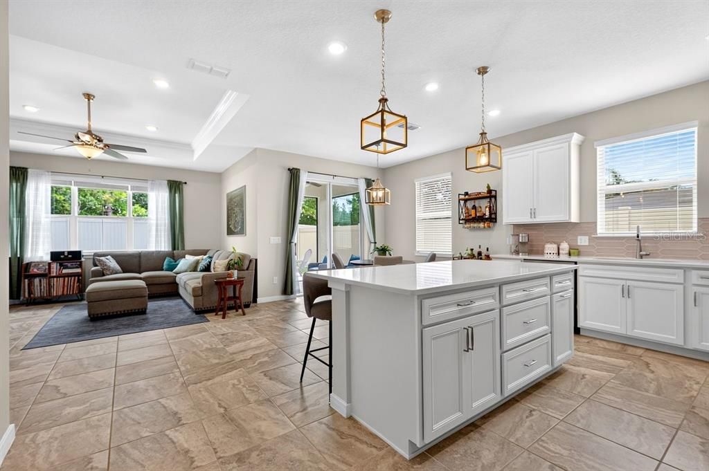 For Sale: $379,000 (4 beds, 2 baths, 1844 Square Feet)