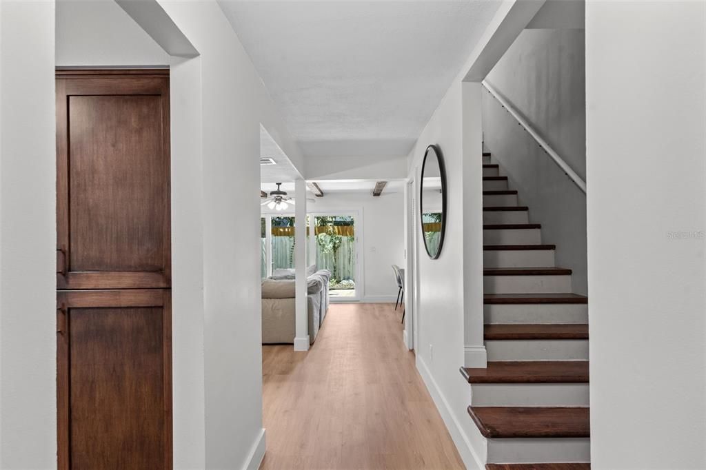 For Rent: $3,000 (2 beds, 2 baths, 1380 Square Feet)