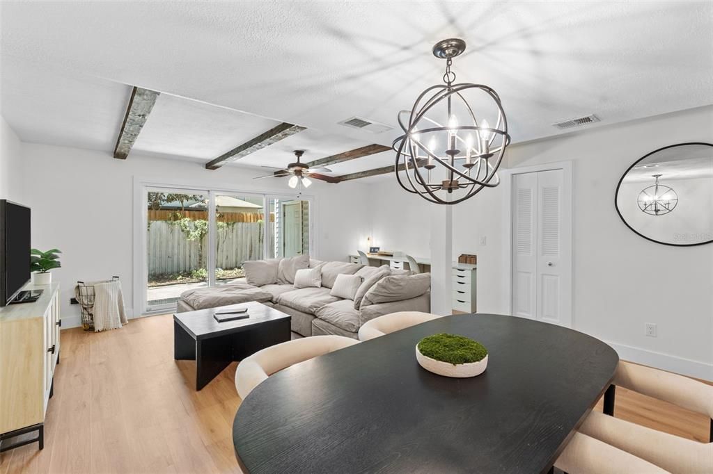 For Rent: $3,000 (2 beds, 2 baths, 1380 Square Feet)
