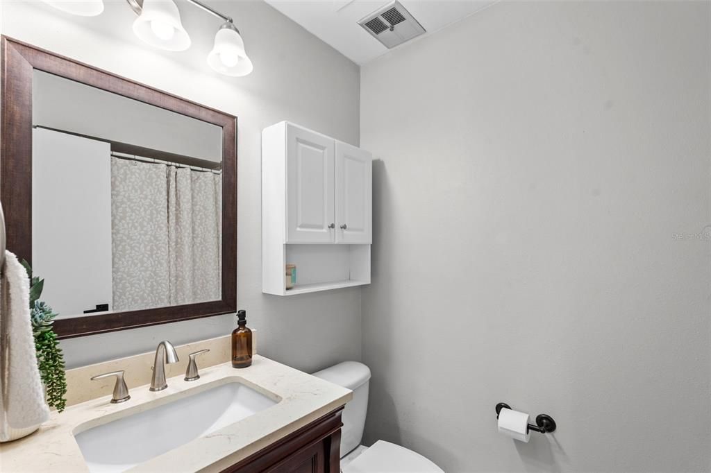 For Rent: $3,000 (2 beds, 2 baths, 1380 Square Feet)