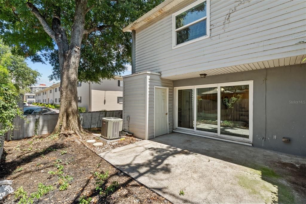 For Rent: $3,000 (2 beds, 2 baths, 1380 Square Feet)