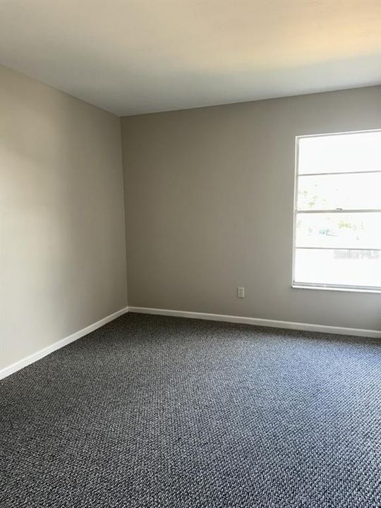 For Rent: $2,600 (4 beds, 2 baths, 1881 Square Feet)