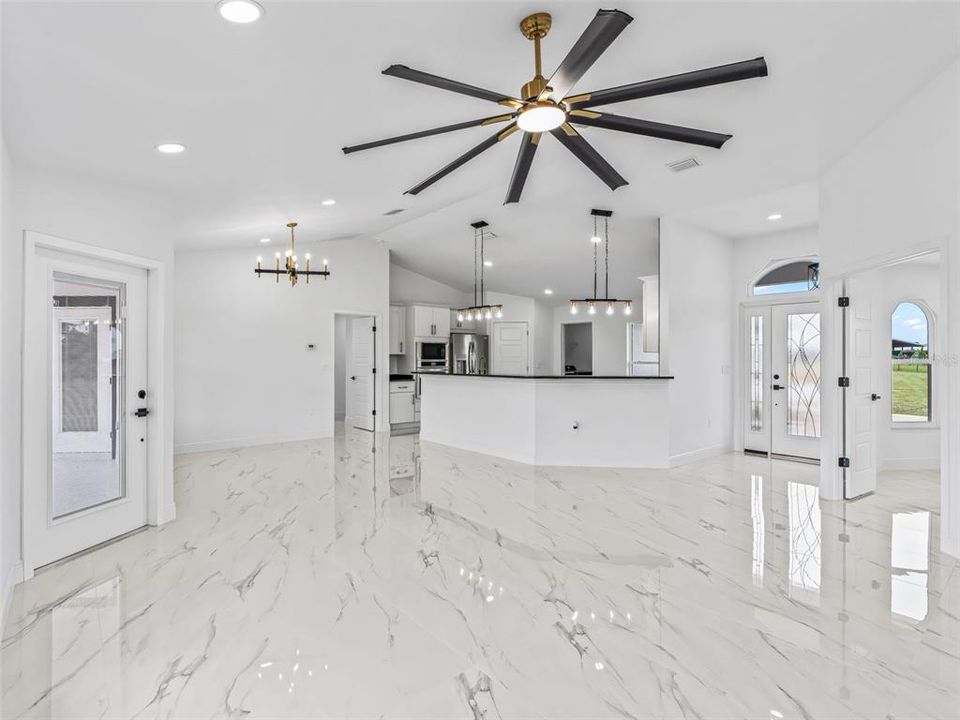 For Sale: $795,000 (3 beds, 2 baths, 1750 Square Feet)