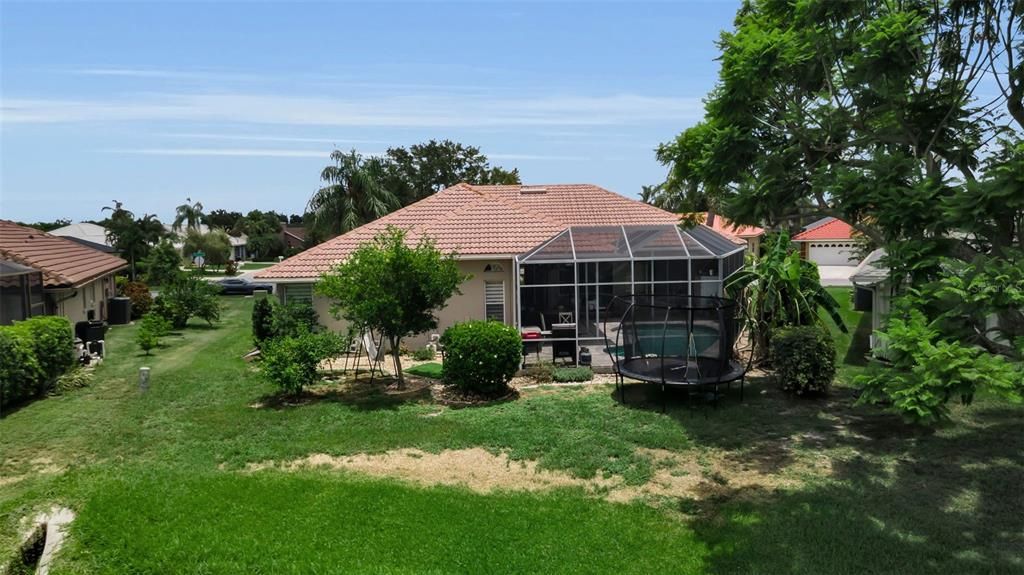 For Sale: $599,000 (3 beds, 2 baths, 1945 Square Feet)