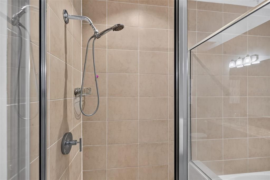 For Sale: $615,000 (1 beds, 1 baths, 1055 Square Feet)