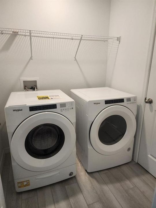 En Venta: $359,000 (4 camas, 2 baños, 2039 Pies cuadrados)