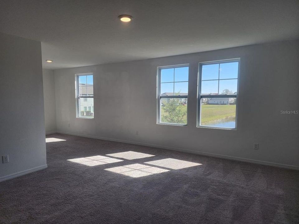 En Venta: $359,000 (4 camas, 2 baños, 2039 Pies cuadrados)