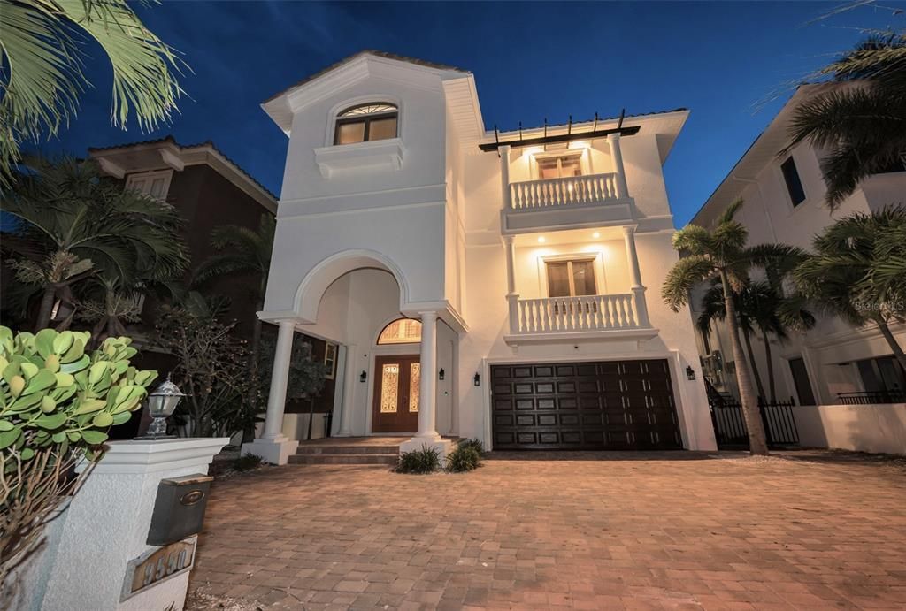 На продажу: $4,995,000 (5 спален, 4 ванн, 4988 Квадратных фут)