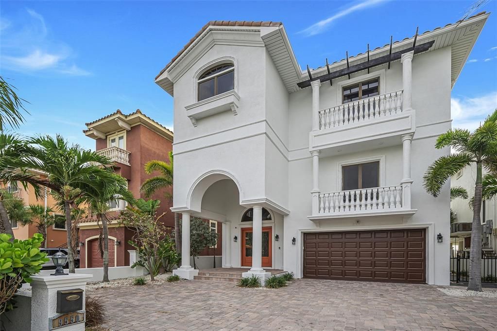 На продажу: $4,995,000 (5 спален, 4 ванн, 4988 Квадратных фут)