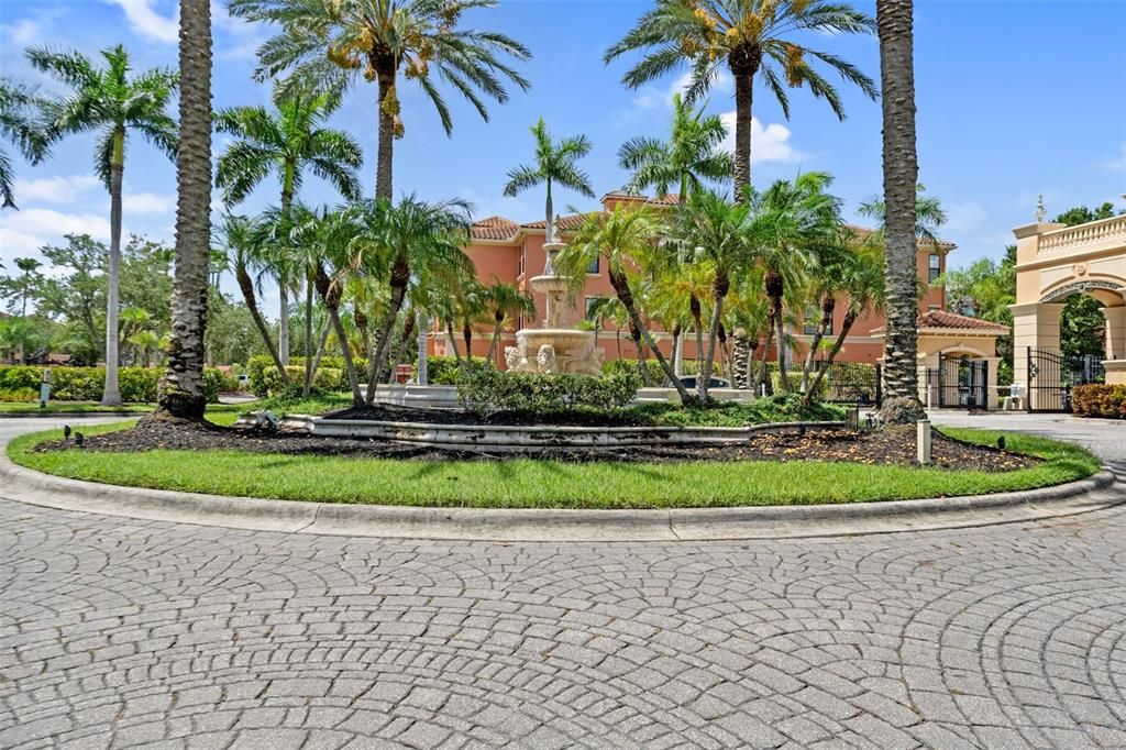 For Sale: $232,500 (2 beds, 2 baths, 1309 Square Feet)