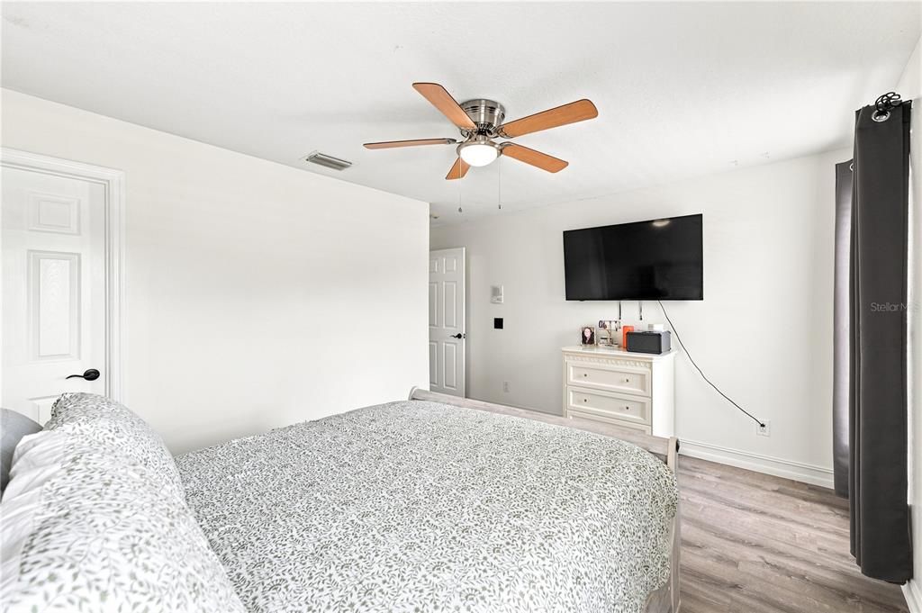 En Venta: $349,000 (3 camas, 2 baños, 1292 Pies cuadrados)
