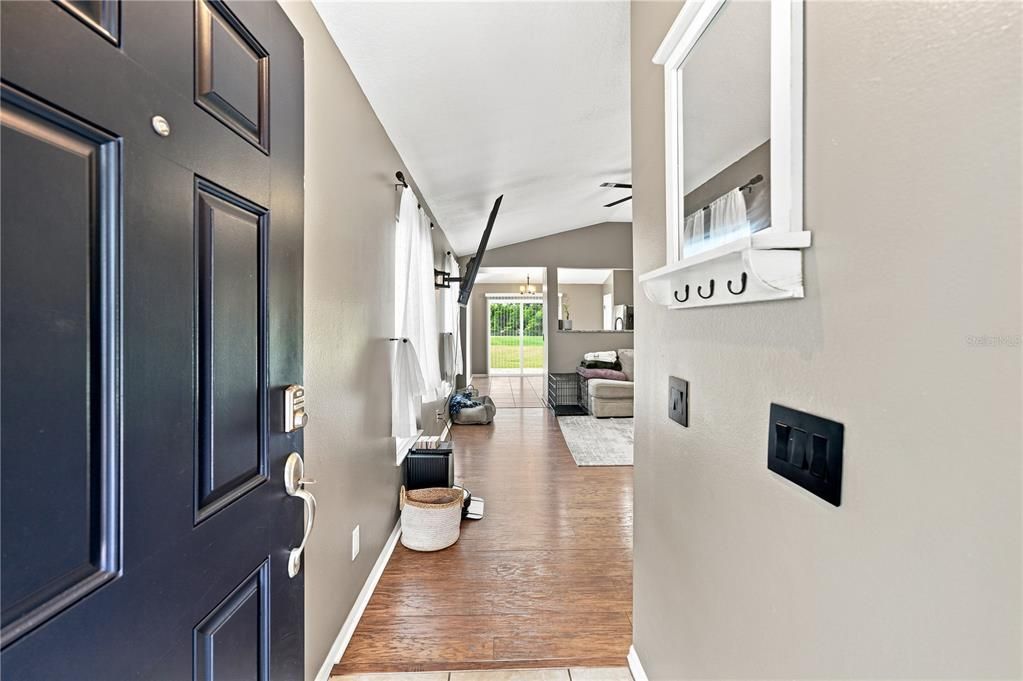 En Venta: $349,000 (3 camas, 2 baños, 1292 Pies cuadrados)