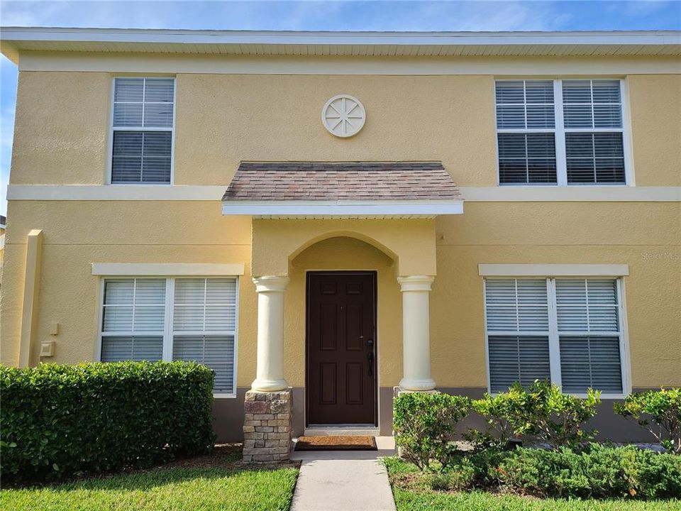 En Venta: $199,900 (3 camas, 2 baños, 1302 Pies cuadrados)