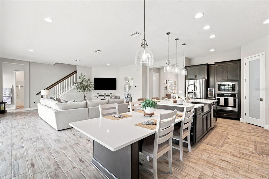 For Sale: $775,000 (5 beds, 4 baths, 3567 Square Feet)