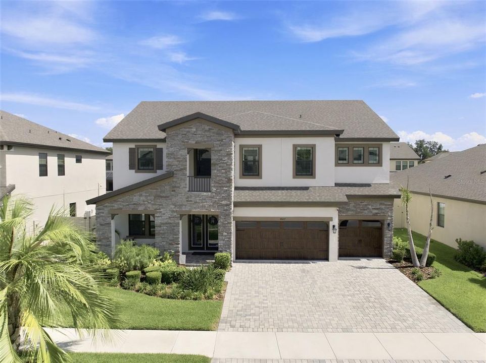 For Sale: $775,000 (5 beds, 4 baths, 3567 Square Feet)