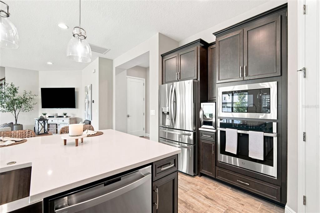 For Sale: $775,000 (5 beds, 4 baths, 3567 Square Feet)