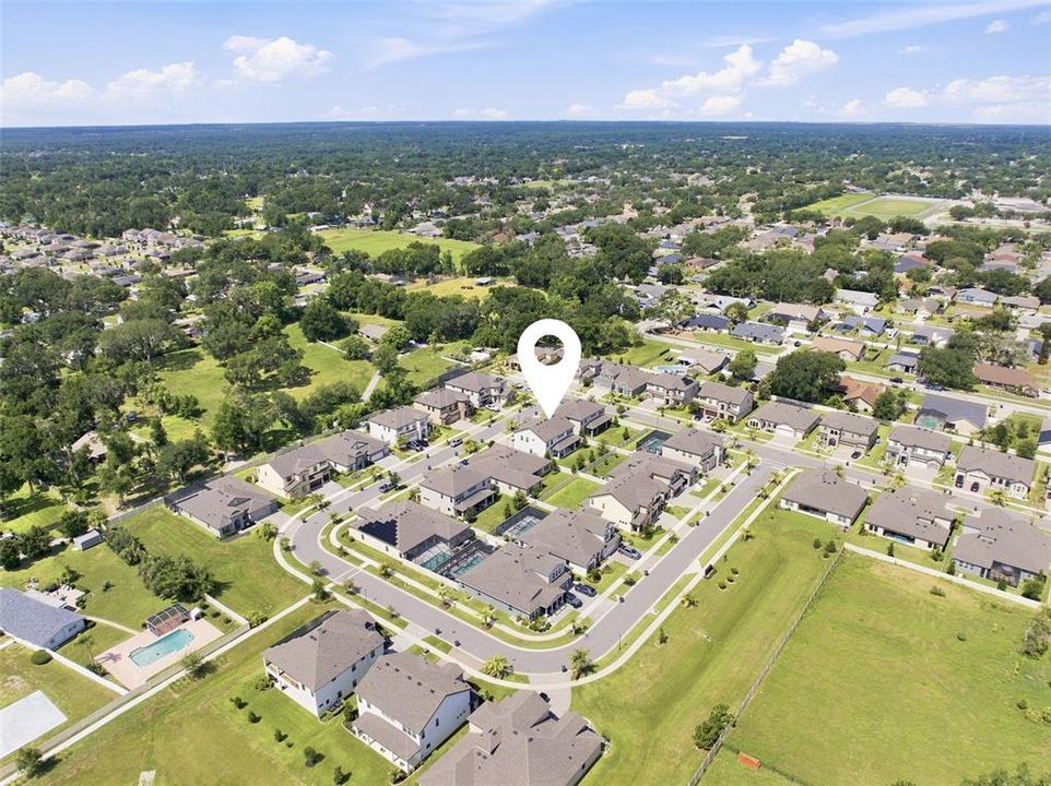 For Sale: $775,000 (5 beds, 4 baths, 3567 Square Feet)