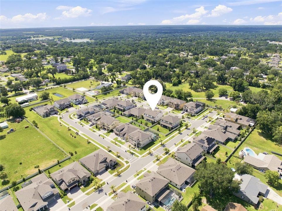 For Sale: $775,000 (5 beds, 4 baths, 3567 Square Feet)