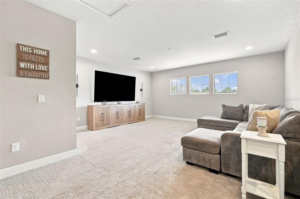 For Sale: $775,000 (5 beds, 4 baths, 3567 Square Feet)