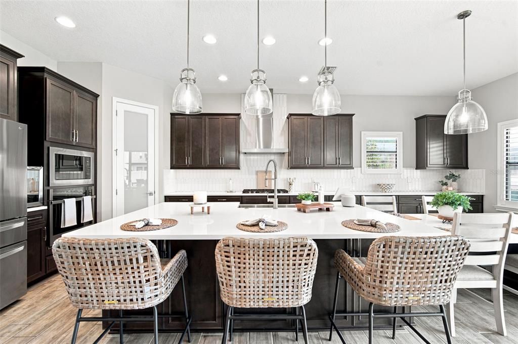 For Sale: $775,000 (5 beds, 4 baths, 3567 Square Feet)