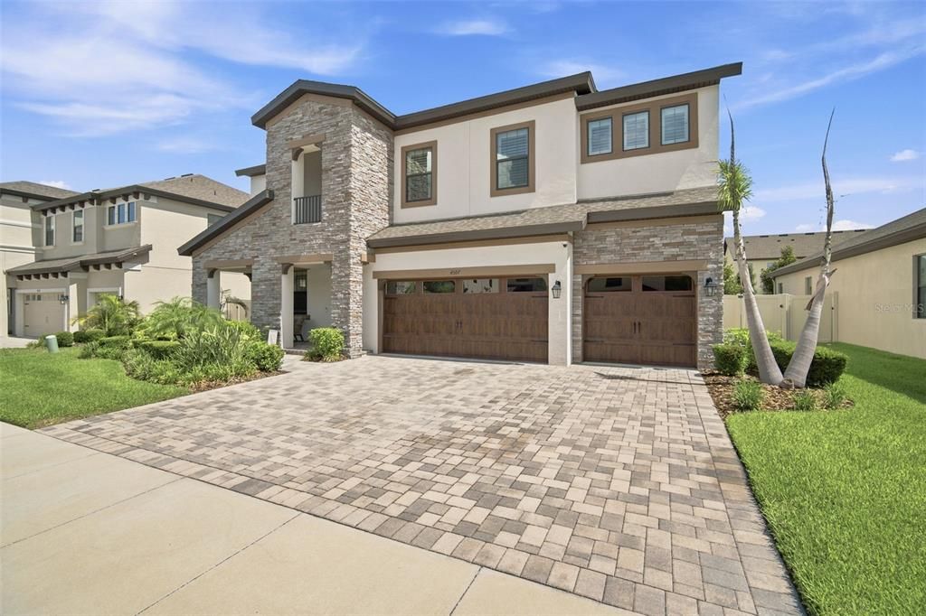 For Sale: $775,000 (5 beds, 4 baths, 3567 Square Feet)