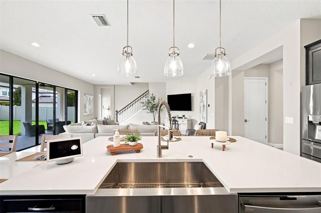 For Sale: $775,000 (5 beds, 4 baths, 3567 Square Feet)