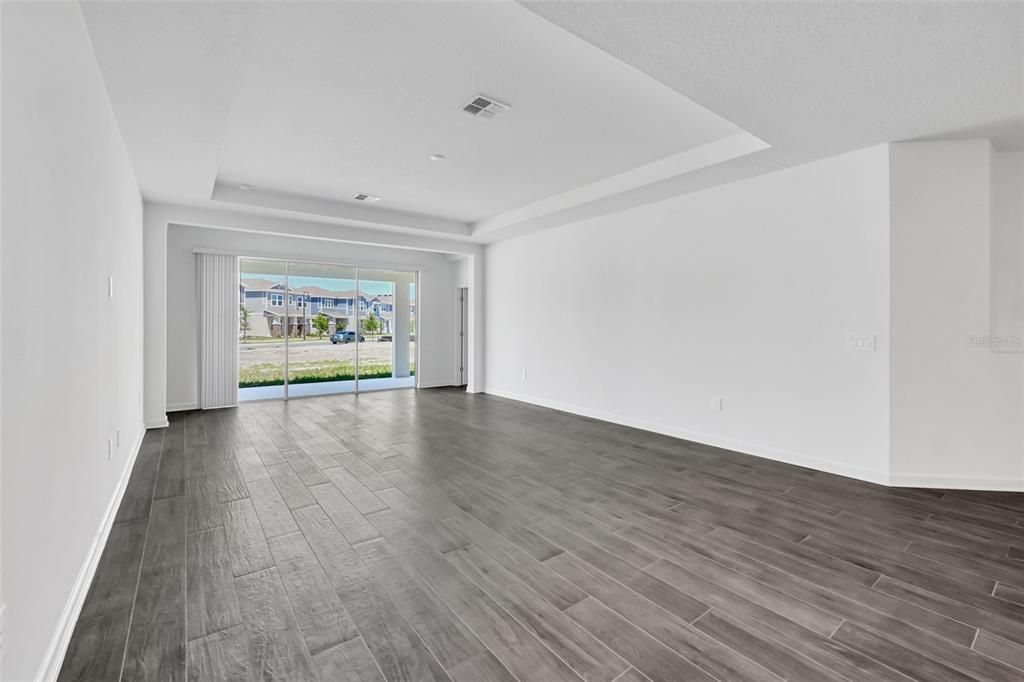 For Rent: $3,100 (4 beds, 3 baths, 2911 Square Feet)