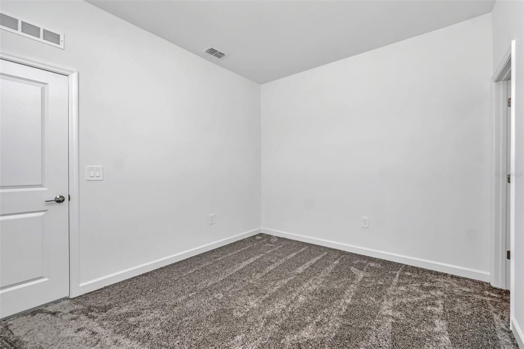 For Rent: $3,100 (4 beds, 3 baths, 2911 Square Feet)