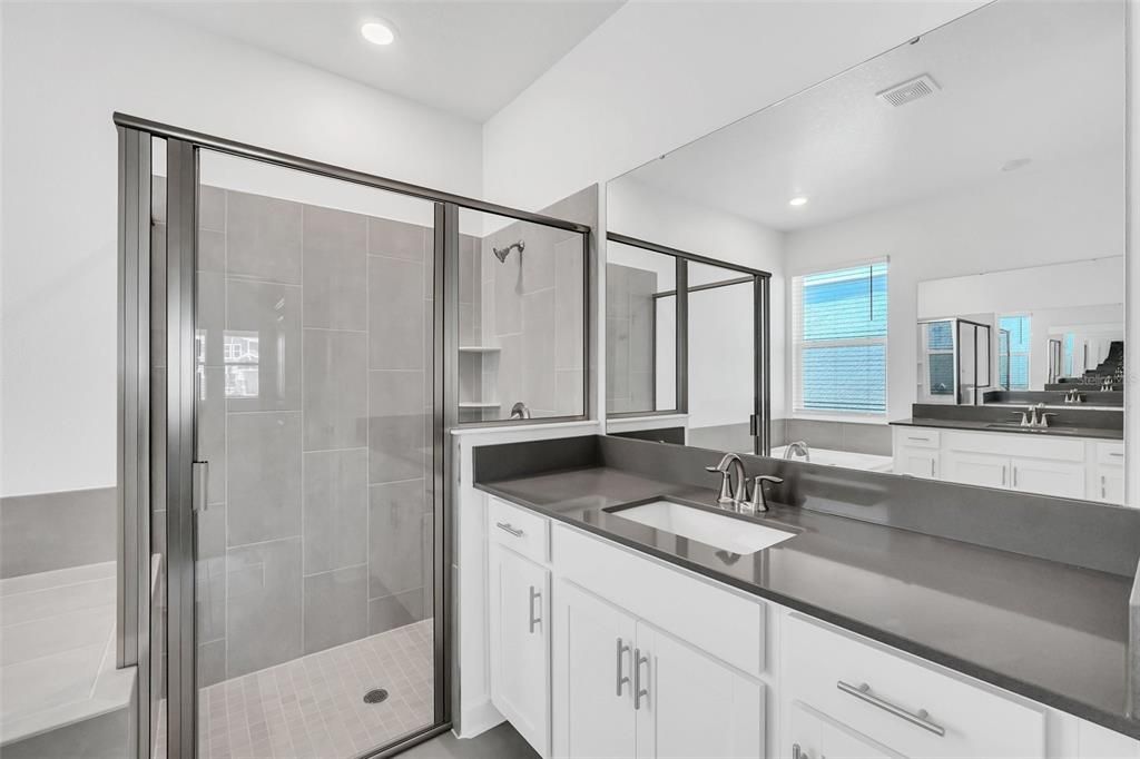 For Rent: $3,100 (4 beds, 3 baths, 2911 Square Feet)