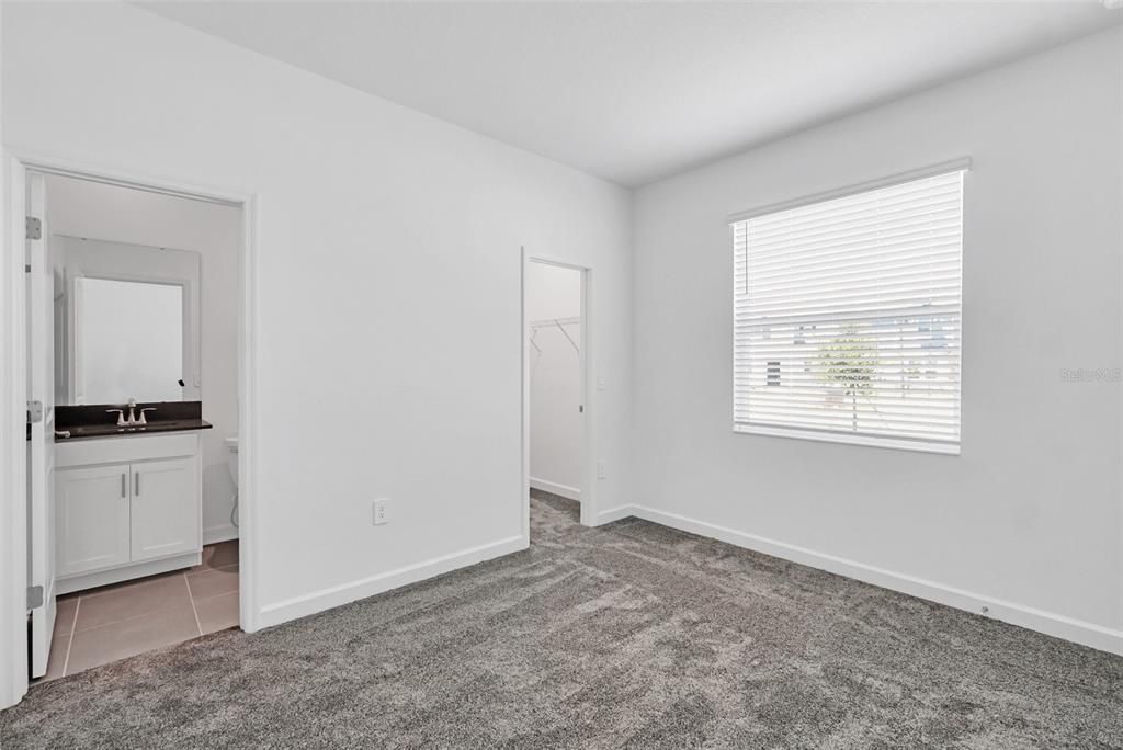 For Rent: $3,100 (4 beds, 3 baths, 2911 Square Feet)