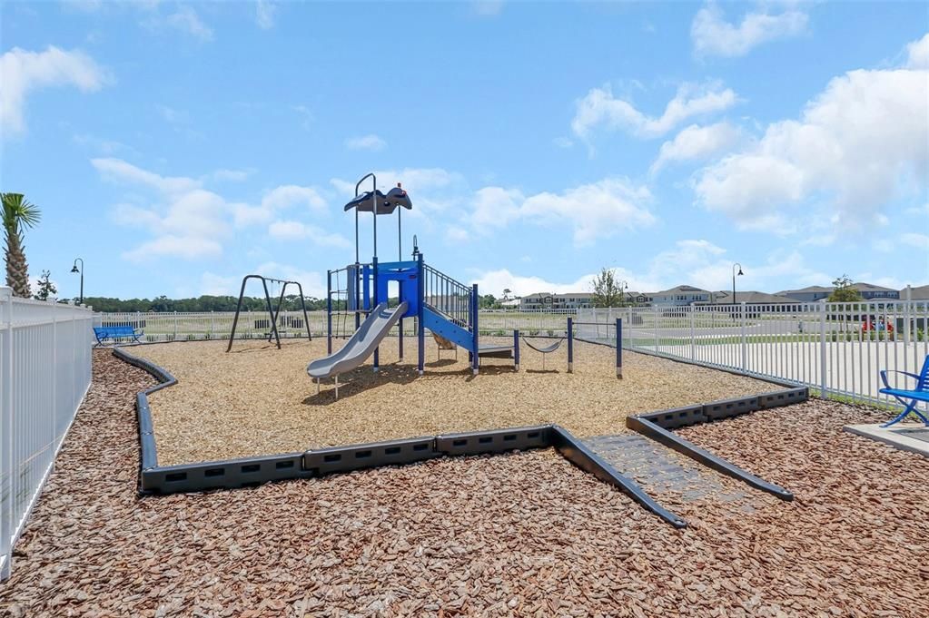 For Rent: $3,100 (4 beds, 3 baths, 2911 Square Feet)